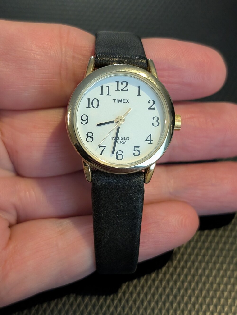 Timex Watch Ladies T20433 Indiglo Easy Reader Black Leather Strap - Untested